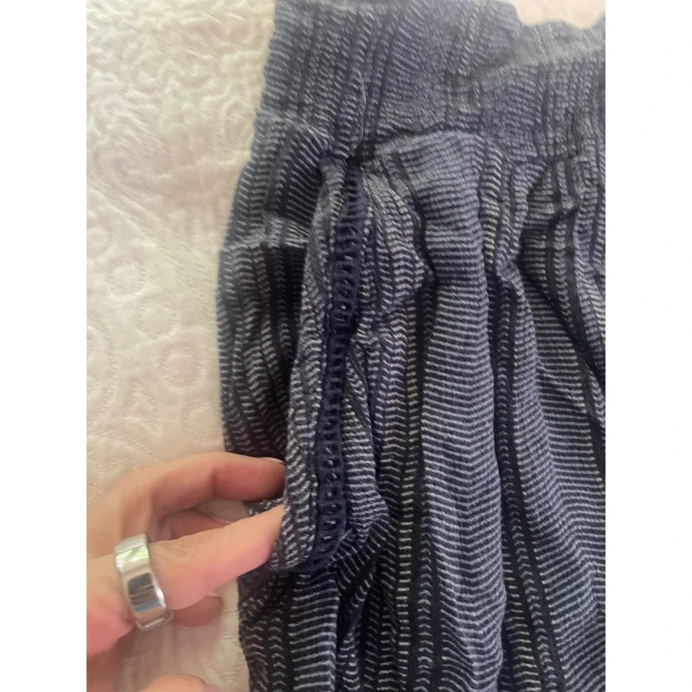 Three Dots Womens XL Navy‎ Blue Chevron Stripe Rayon Smocked Waist Pocket Shorts